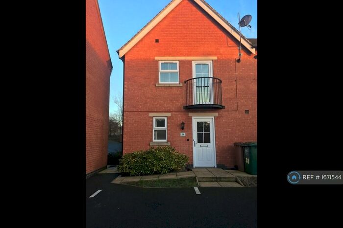 1 Bedroom Semi-Detached House To Rent In St. Martins Close, Church Gresley, Swadlincote, DE11
