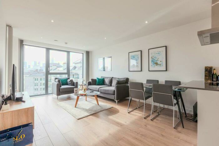 1 Bedroom Flat To Rent In St. Pauls Way, Bow, London, E3