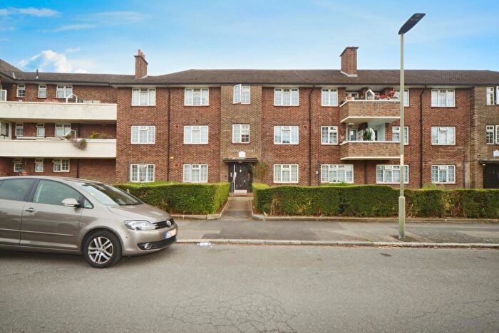 2 Bedroom Flat To Rent In Portland Road London, SE9