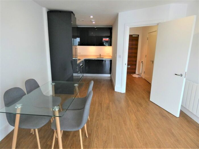 1 Bedroom Flat To Rent In Warehouse Court, Street, Woolwich Arsenal, SE18