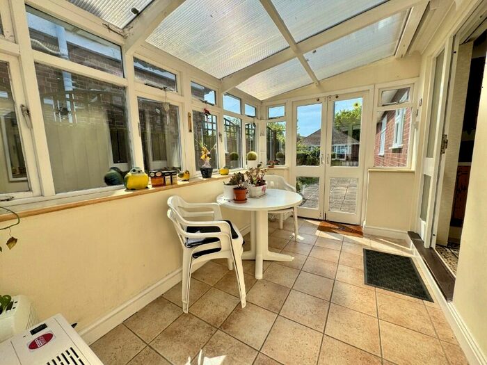 2 Bedroom Detached Bungalow For Sale In Oakleigh Crescent, Godmanchester, Cambridgeshire., PE29