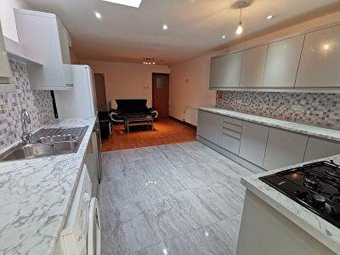 2 Bedroom Terraced House To Rent In Alton Road, Birmingham, B29