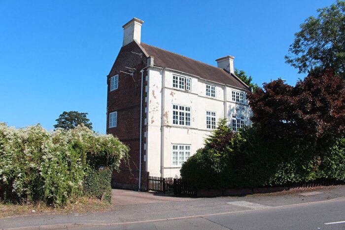 2 Bedroom Flat For Sale In Wall Heath Village, Maidensbridge Road, DY6