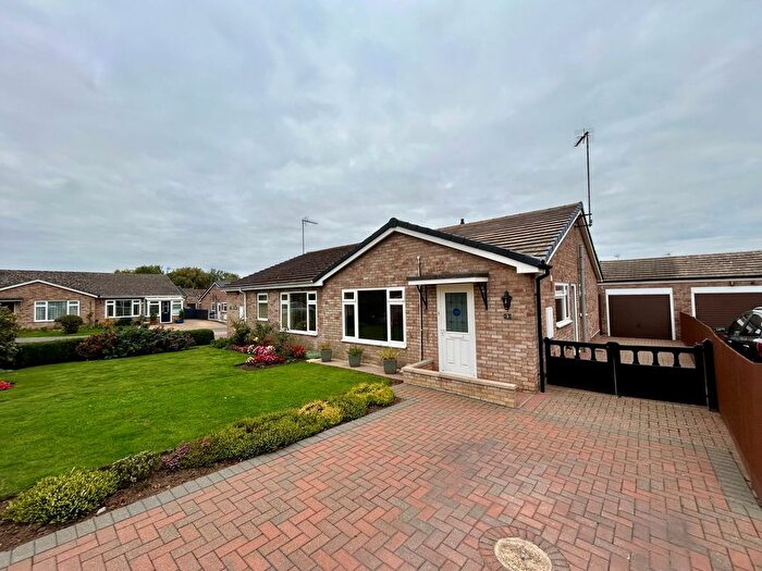 2 Bedroom Bungalow For Sale In Fay Close, Woodford Halse, NN11