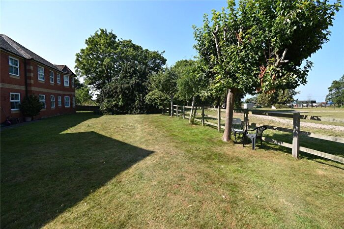 1 Bedroom Flat For Sale In Michaelstowe Drive, Harwich, Essex, CO12