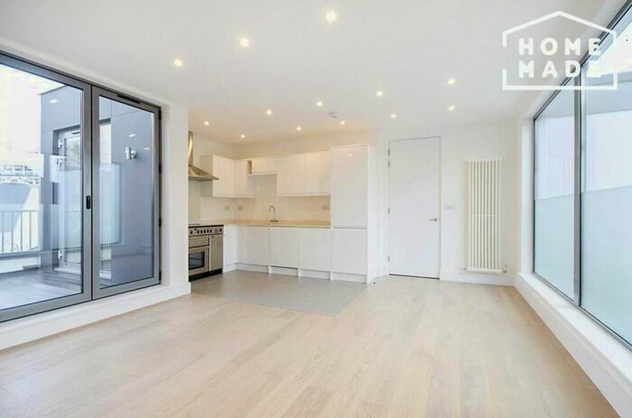 1 Bedroom Flat To Rent In County Street, London, SE1