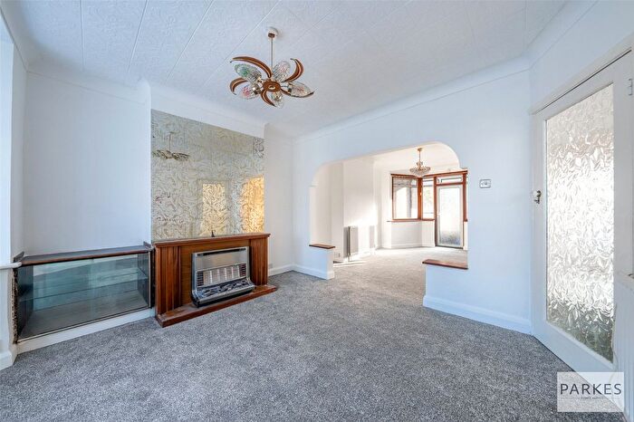 3 Bedroom Semi-Detached House To Rent In Woolmead Avenue, London, NW9