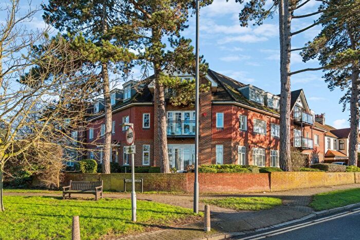 2 Bedroom Flat For Sale In Marsh Point, Marsh Road, Pinner, HA5