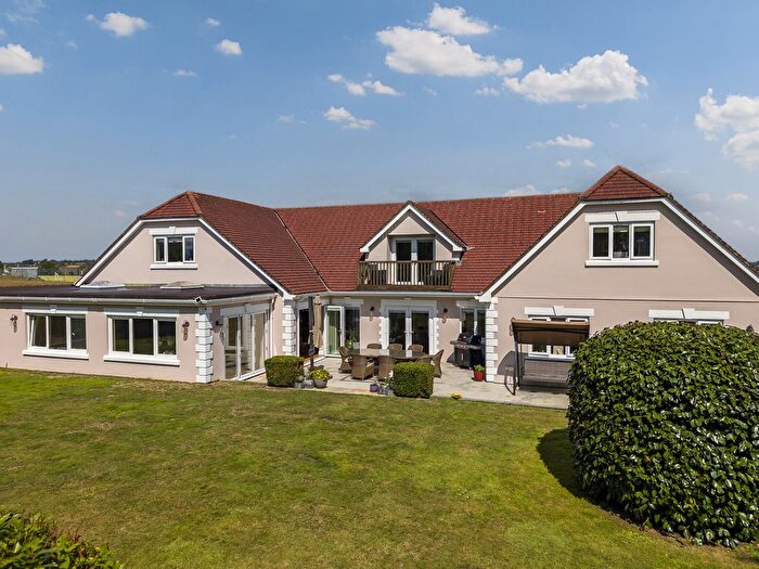 5 Bedroom Detached House For Sale In Upper School Lane, Truro, TR1