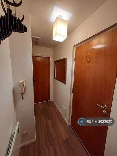 2 Bedroom Flat To Rent In Pitmedden Crescent, Aberdeen, AB10