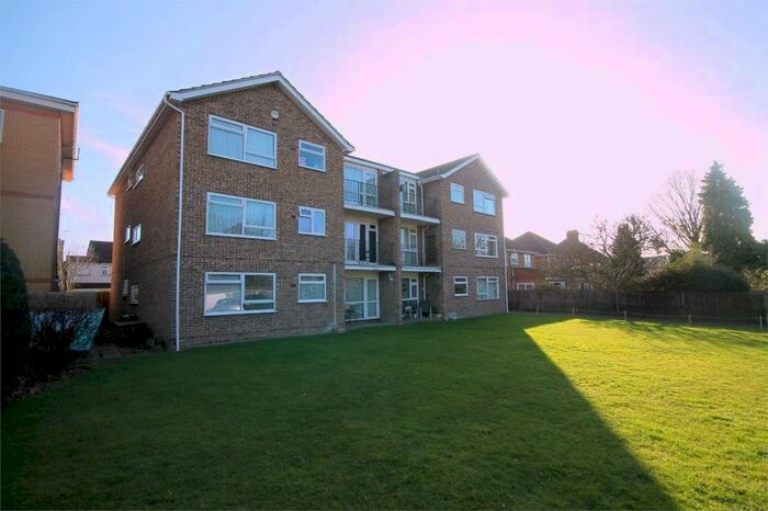1 Bedroom Flat To Rent In Stanwell Road, Ashford, TW15