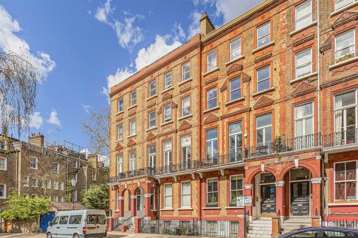 1 Bedroom Flat To Rent In Nevern Square, London, SW5