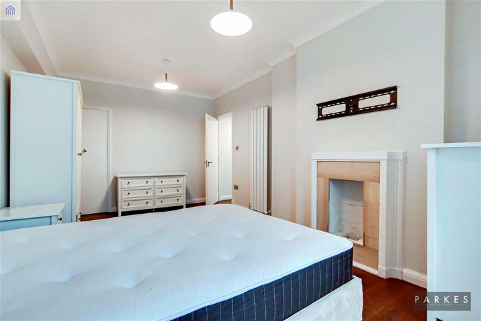 3 Bedroom Flat To Rent In Dorset House, Gloucester Place, NW1