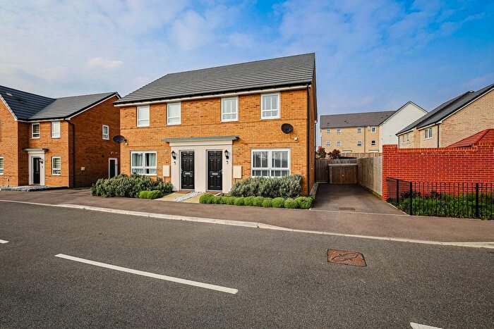 2 Bedroom Semi Detached House For Sale In Admiral Crescent, Hockley, SS5