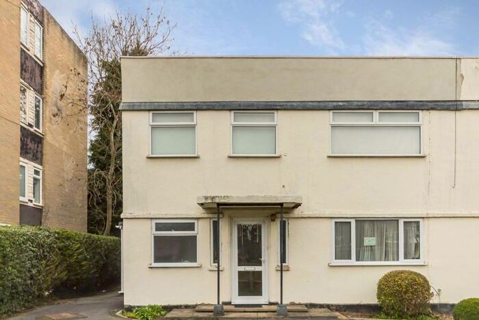 2 Bedroom Flat To Rent In Harrow Road, Wembley, HA0