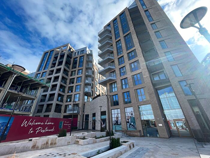 2 Bedroom Flat To Rent In Calthorpe Street, Farringdon, London, WC1X