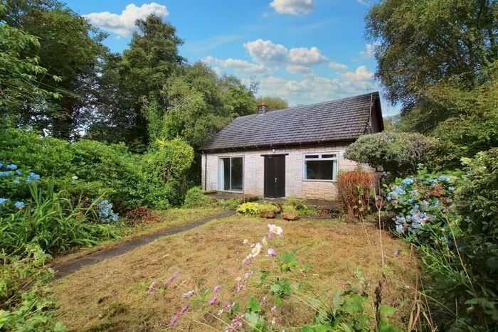 2 Bedroom Detached Bungalow For Sale In Lochside, North Connel, PA37