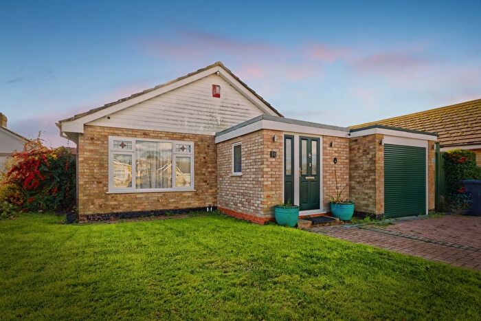 3 Bedroom Detached House For Sale In Grenville Way, Broadstairs, Kent, CT10