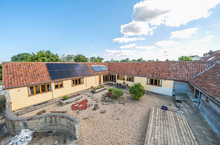 3 Bedroom Bungalow For Sale In Stockland Bristol, Bridgwater, Somerset, TA5