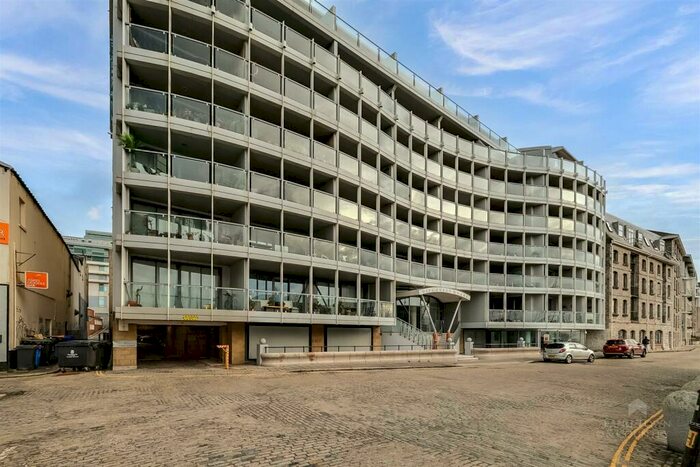 2 Bedroom Apartment To Rent In Sutton Harbour, Plymouth, PL4