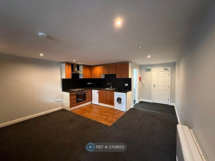 Studio To Rent In Cleveland Street, Doncaster, DN1