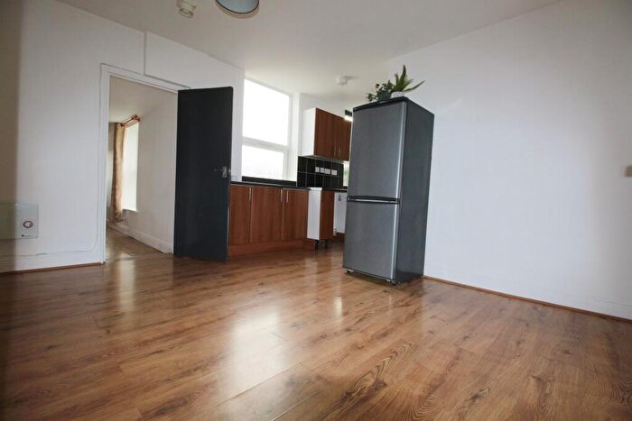 1 Bedroom Flat To Rent In Flat B, Witham Road Woodhall Spa, Lincoln, Lincolnshire, LN10