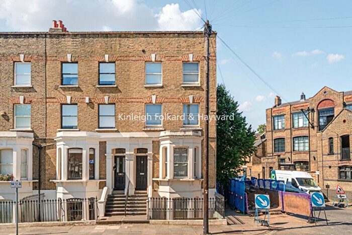 4 Bedroom Terraced House To Rent In St. Marys Gardens, London, SE11
