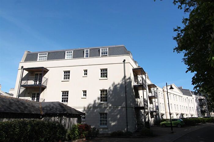 1 Bedroom Flat To Rent In Mount Wise Crescent, Plymouth, PL1