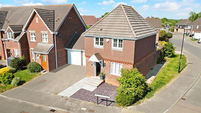 3 Bedroom Detached House For Sale In The Hornbeams, Burgess Hill, RH15