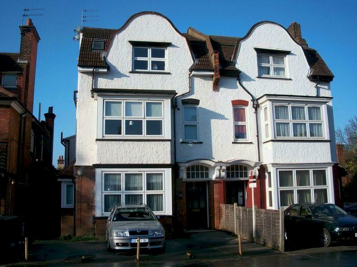 1 Bedroom Flat To Rent In Chatsworth Road, Croydon, CR0