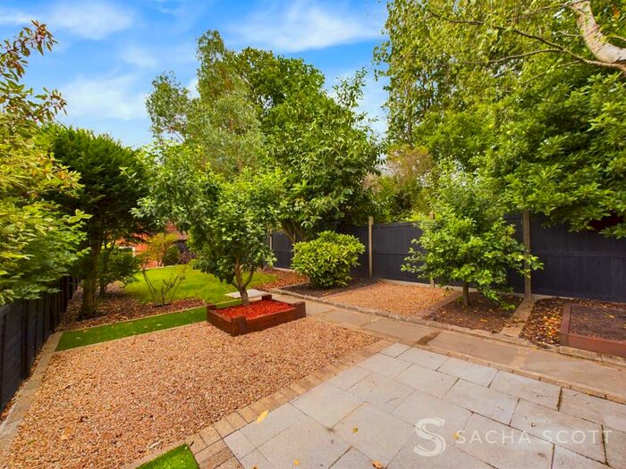 2 Bedroom Terraced House To Rent In Hillside Close, Banstead, SM7