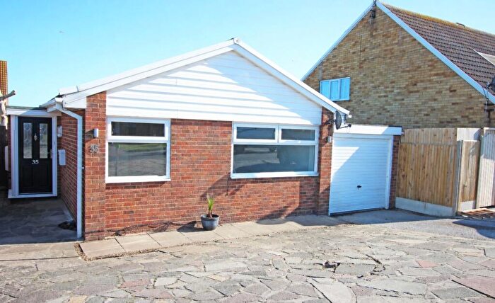 2 Bedroom Bungalow To Rent In Knockholt Road, Cliftonville, Margate, Kent, CT9