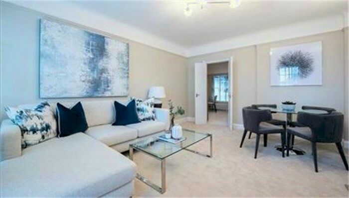 2 Bedroom Flat To Rent In Fulham Road, South Kensington, London, SW3