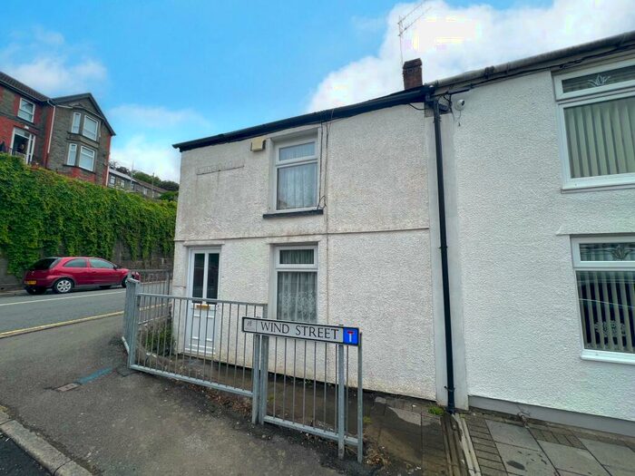 2 Bedroom House To Rent In Wind Street, Porth, CF39
