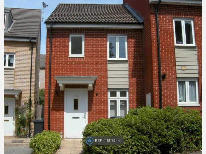 2 Bedroom Terraced House To Rent In Pomeroy Crescent, Southampton, SO30