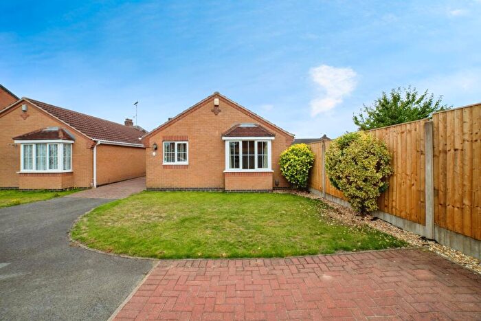 2 Bedroom Bungalow For Sale In Ashwood Grove, Sutton-in-Ashfield, Nottinghamshire, NG17