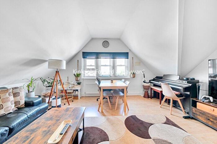1 Bedroom Flat To Rent In Hillfield Avenue, Crouch End, London, N8