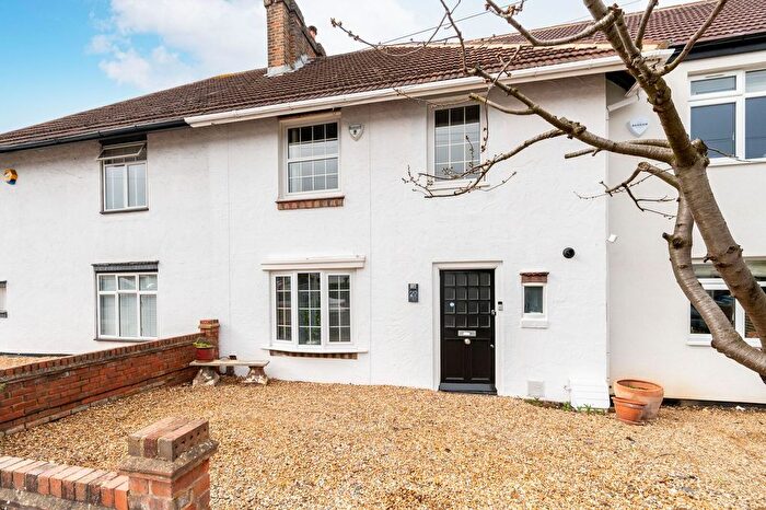 3 Bedroom Terraced House To Rent In Claremont Avenue, Motspur Park, New Malden, KT3