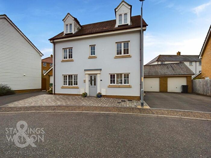 5 Bedroom Detached House For Sale In Daisy Street, Wymondham, NR18