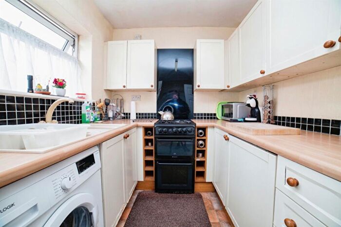 2 Bedroom Detached Bungalow For Sale In Birchwood Lane, Somercotes, Alfreton, DE55