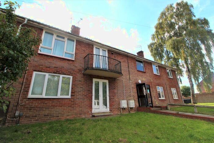 1 Bedroom Apartment To Rent In Bathurst Road, Hemel Hempstead, Hertfordshire, HP2