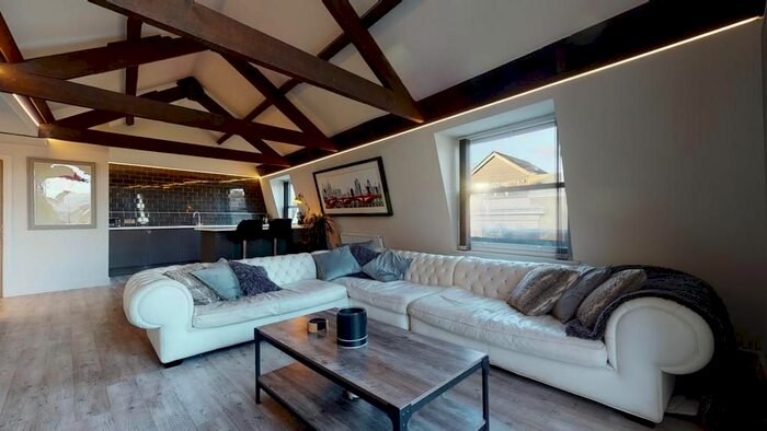 2 Bedroom Flat To Rent In Mitre Court, Southside Street, Plymouth PL1