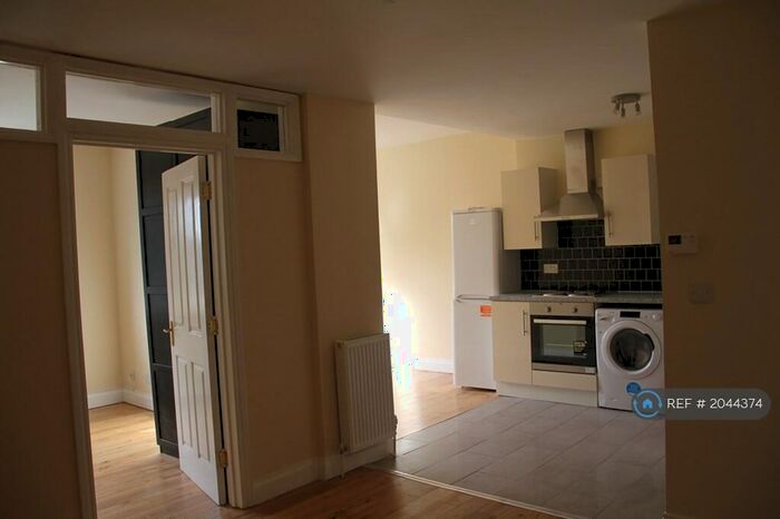 1 Bedroom Flat To Rent In Mill Hill, London, NW7