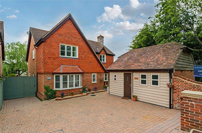 5 Bedroom Detached House For Sale In Winchester Road, Ampfield, Romsey, Hampshire, SO51