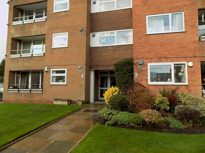 2 Bedroom Flat To Rent In Martindale Road, Liverpool, L18