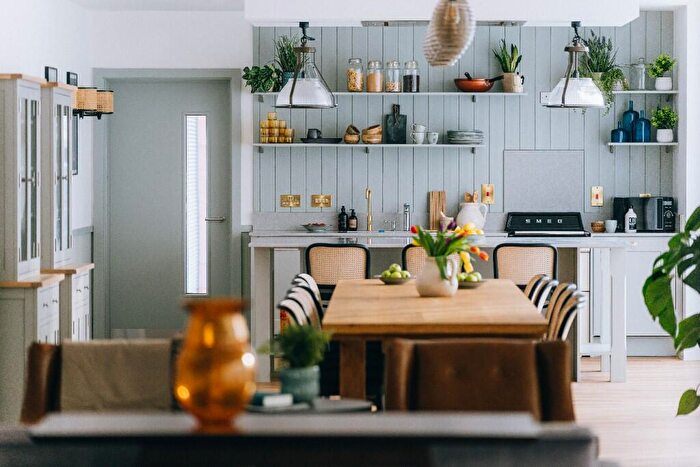 3 Bedroom Duplex To Rent In Chapel Wharf, Manchester, M3