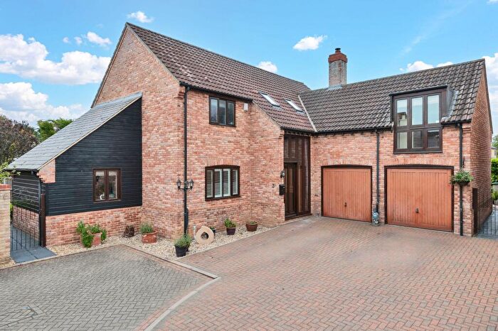 5 Bedroom Detached House For Sale In Scabious Gardens, Fordham, CB7