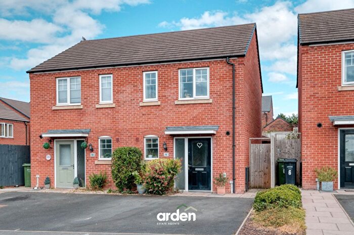 2 Bedroom Semi-Detached House For Sale In Clover Close, Droitwich, WR9