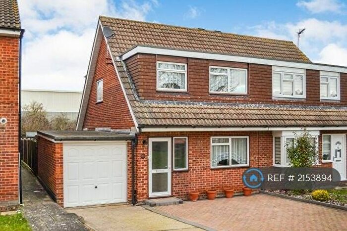 3 Bedroom Semi-Detached House To Rent In Bynghams, Harlow, CM19