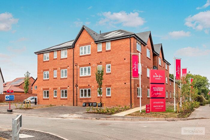 2 Bedroom Maisonette To Rent In Meadow House Drive, Coventry, CV4